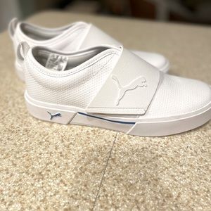 COPY - Puma-4.5C-New w/o box.pet/smoke free-doesn’t fit my daughter My loss,you…